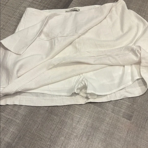abercrombie white mini skort - Picture 4 of 4